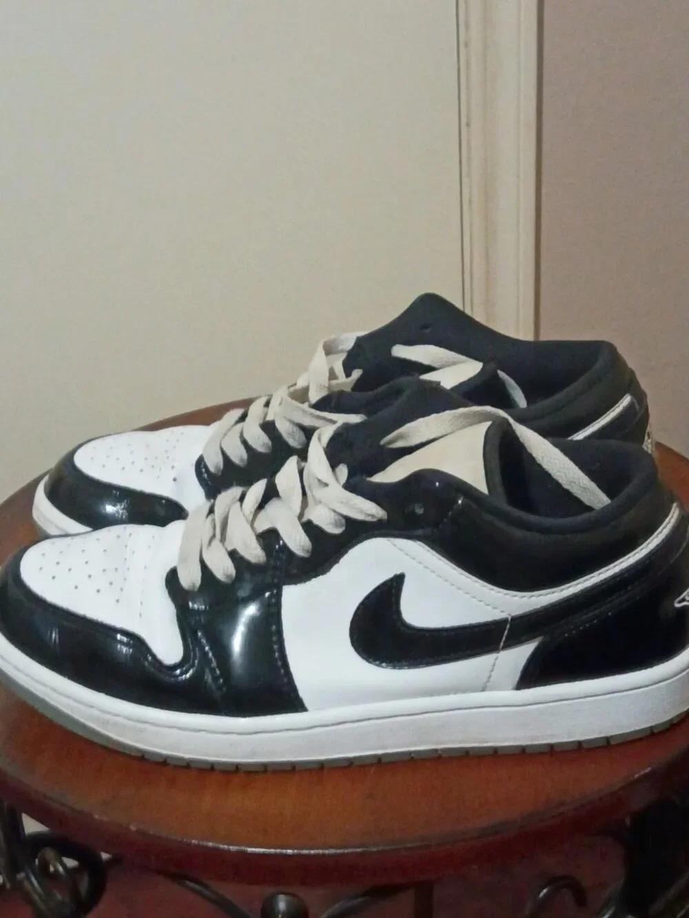 Air Jordan 1 Low SE Concord Black White Patent Leather DV1309-100 Sneaker Sz 8.5